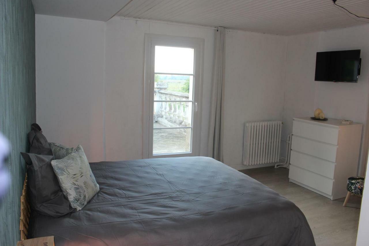 Chateau La Loge Villematier Esterno foto
