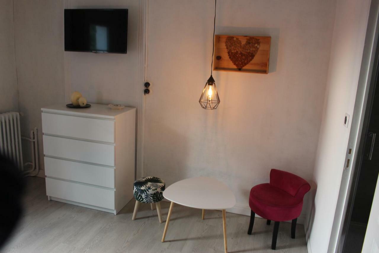 Chateau La Loge Villematier Esterno foto